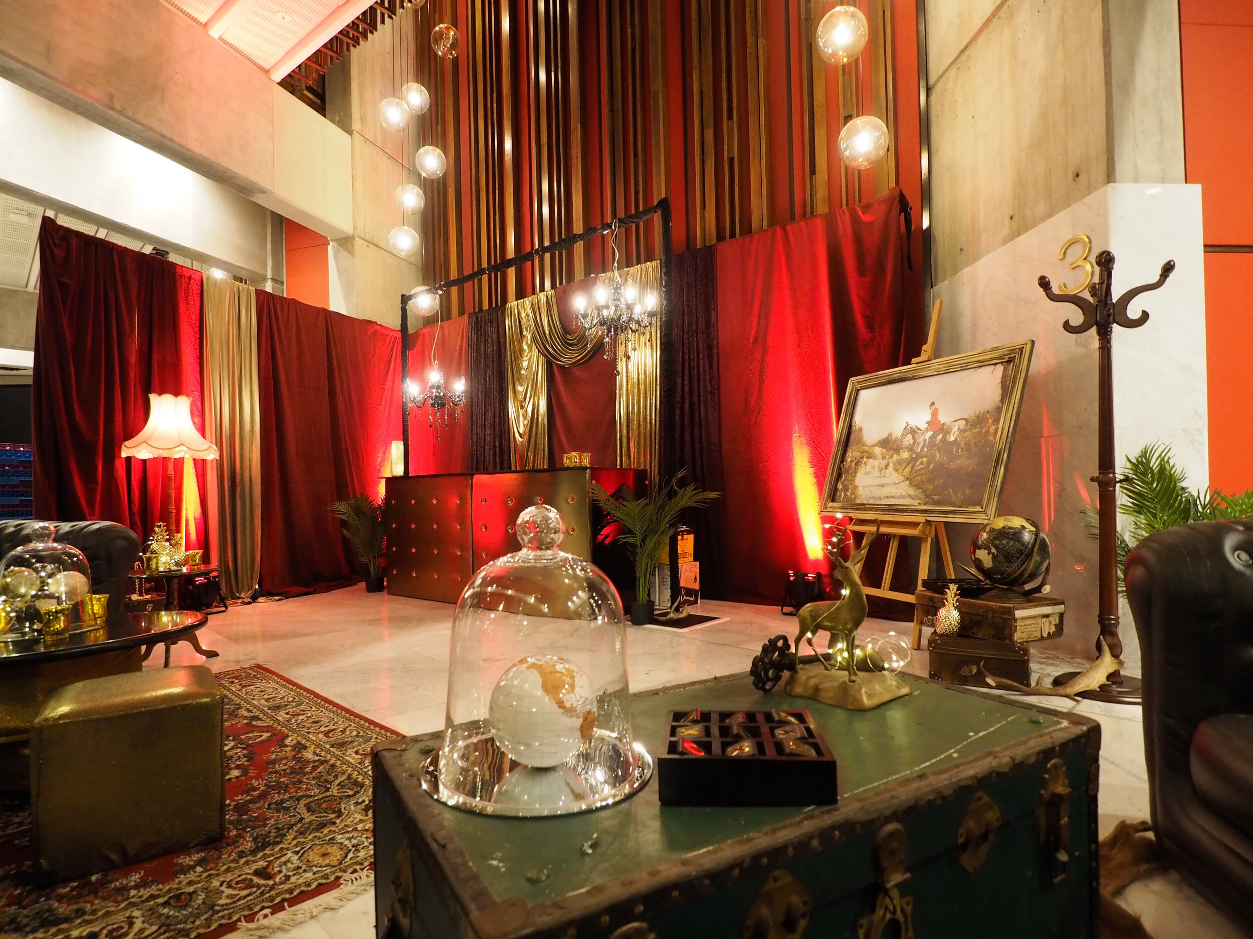 Themepro  Based in Christchurch, New Zealand, ThemePro is the country’s largest one stop shop for all things events. Design, Props, Decor, Lighting, Audio Visual, Printing and Staging, right through to total event management. We cover events of all shapes and sizes including conferences, parties, activations, festivals, weddings and more. YOU DREAM IT WE CAN THEME IT!