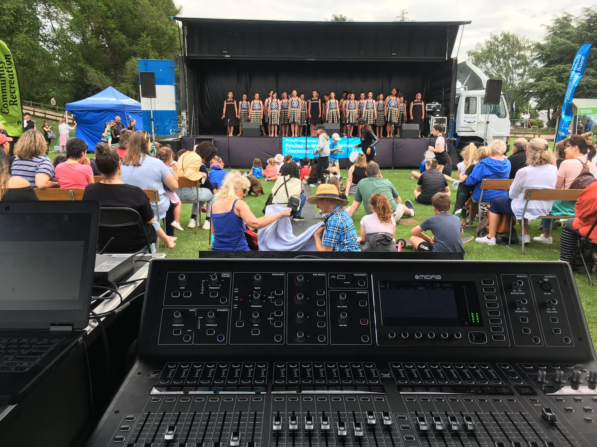 Spectrum 4 - Phil Mardon.JPG