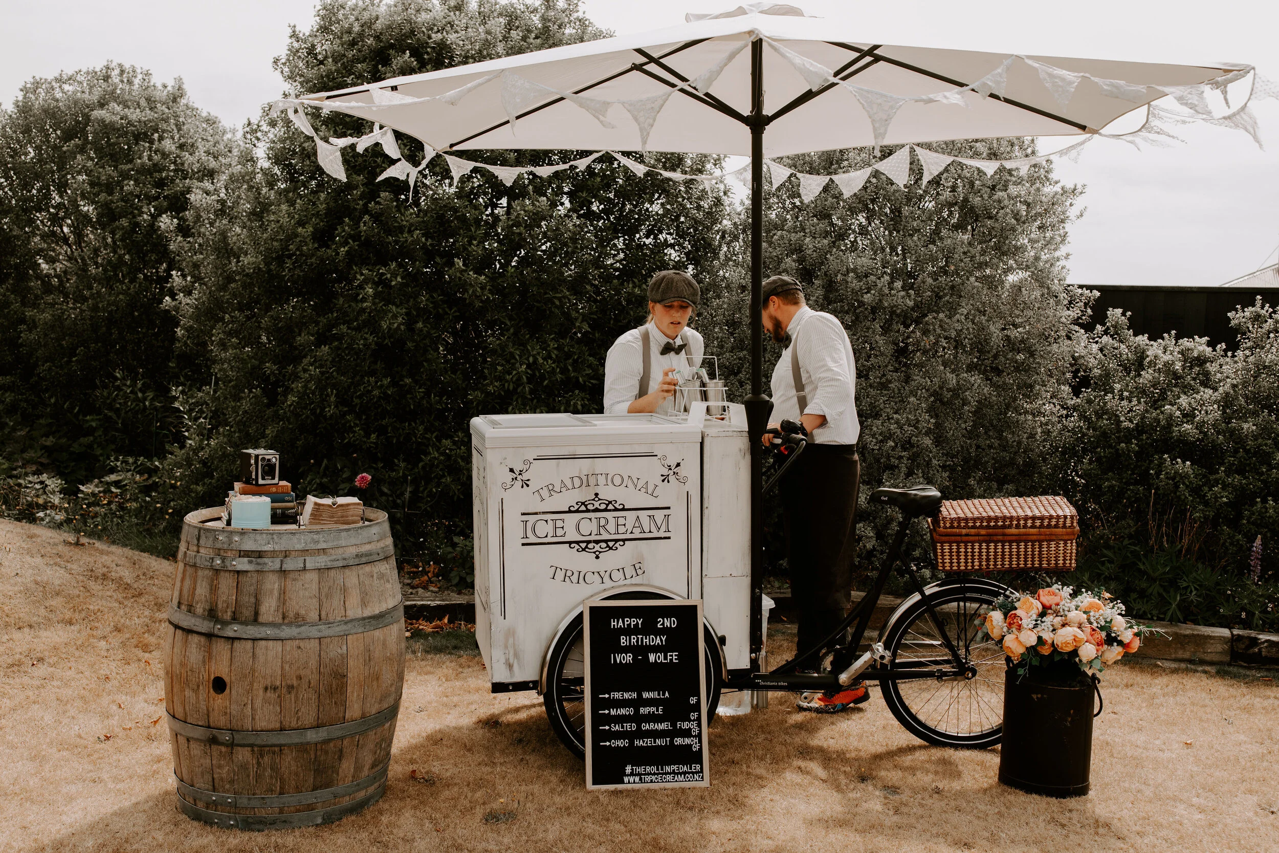 The Rollin’ Pedaler  All you need is love, and a little Ice Cream. For the dessert dreamers, sweet treat lovers, and Ice Cream eaters - we got you! Evelyn, our vintage styled Ice Cream Tricyle is the perfect addition to your event. Morning, afternoon, or evening - any time is Ice Cream time!