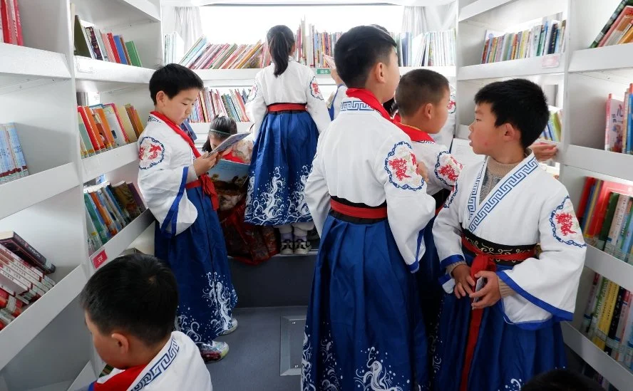 The 10th Anniversary of the partnership between the Children’s Mobile Library and the Hangzhou Public Library Children Theme Branch Library