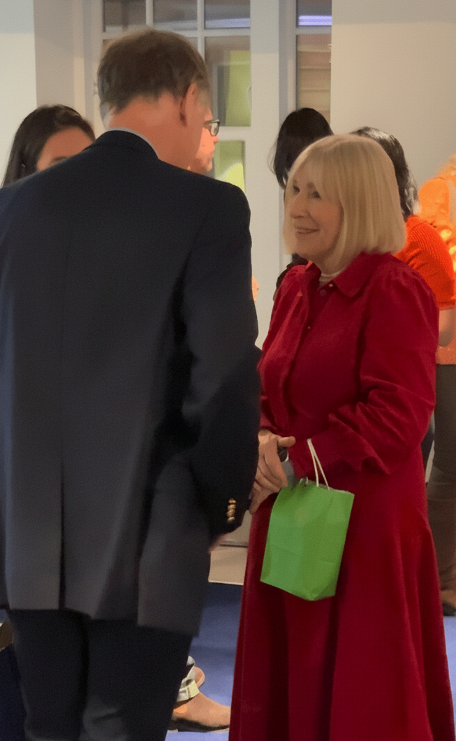 MT Christmas party43.png