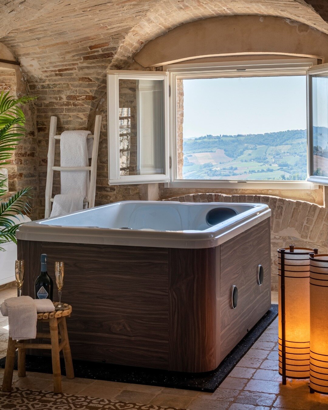 This stunning Le Marche home has four large bedroom suites, all with en-suite bathrooms, spacious open-plan living spaces, a formal salon, and an incredible south-facing terrace. A spa, gym and wine cellar have been created under the 15th-century vau