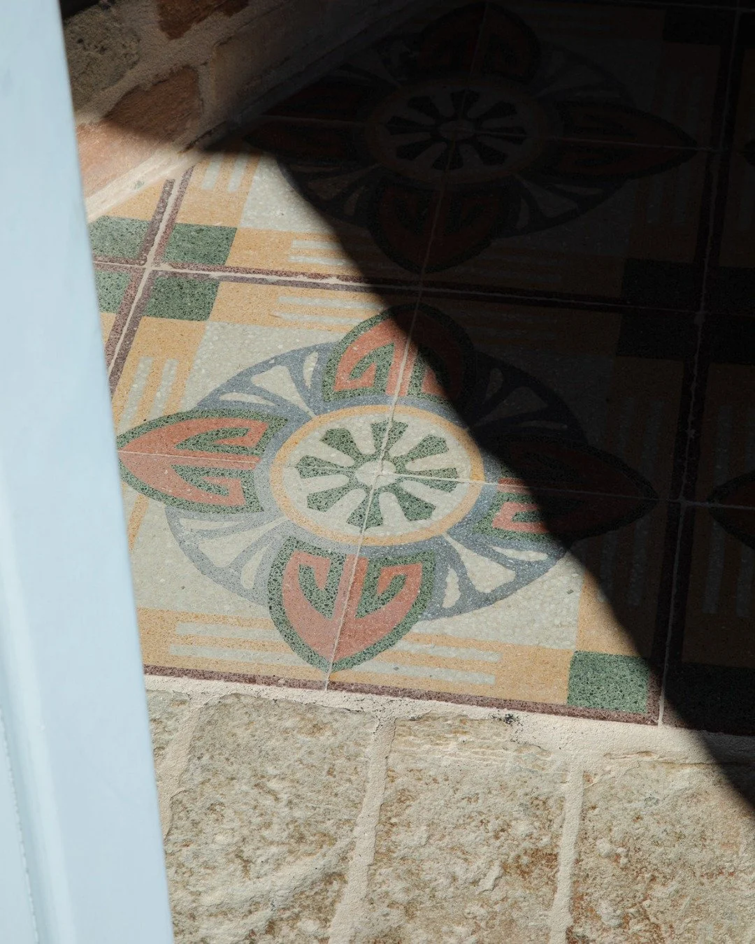 It&rsquo;s all in the details ✨

From the pattern of liberty tiles to the soft glow from hand-picked chandeliers, every corner of Il Nido has been designed to reflect how special this home truly is. 

#lemarcheitaly #ladolcevita #luxuryitaly #italian