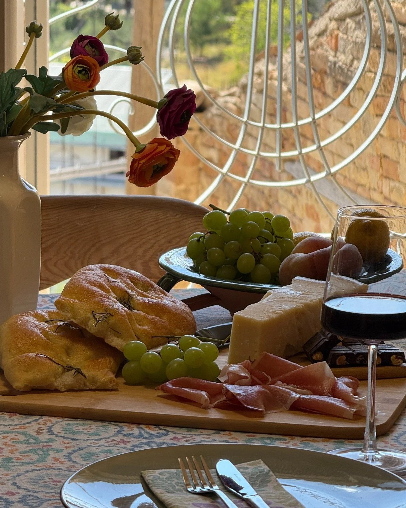 The easiest way to get through winter is to have a holiday booked ✈️

Secure your 2026 Discovery Visit, and we&rsquo;ll have the antipasti and wine waiting for you in the new year.

#appassionata #lemarche #italianescape #ladolcevita #italytravel #di