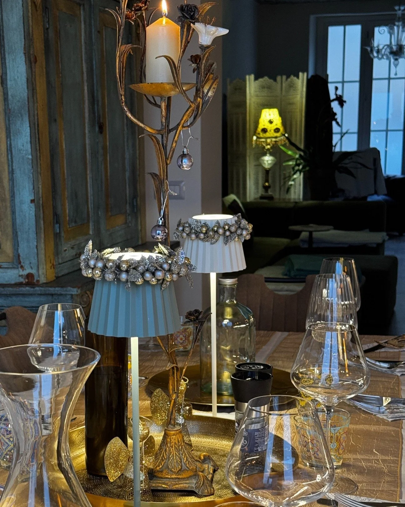 For us, the festive season is all about time with family. 

Even though we work together all year, taking this time off to reconnect means everything ✨

#christmas #familybusiness #italy #italiandream #ladolcevita