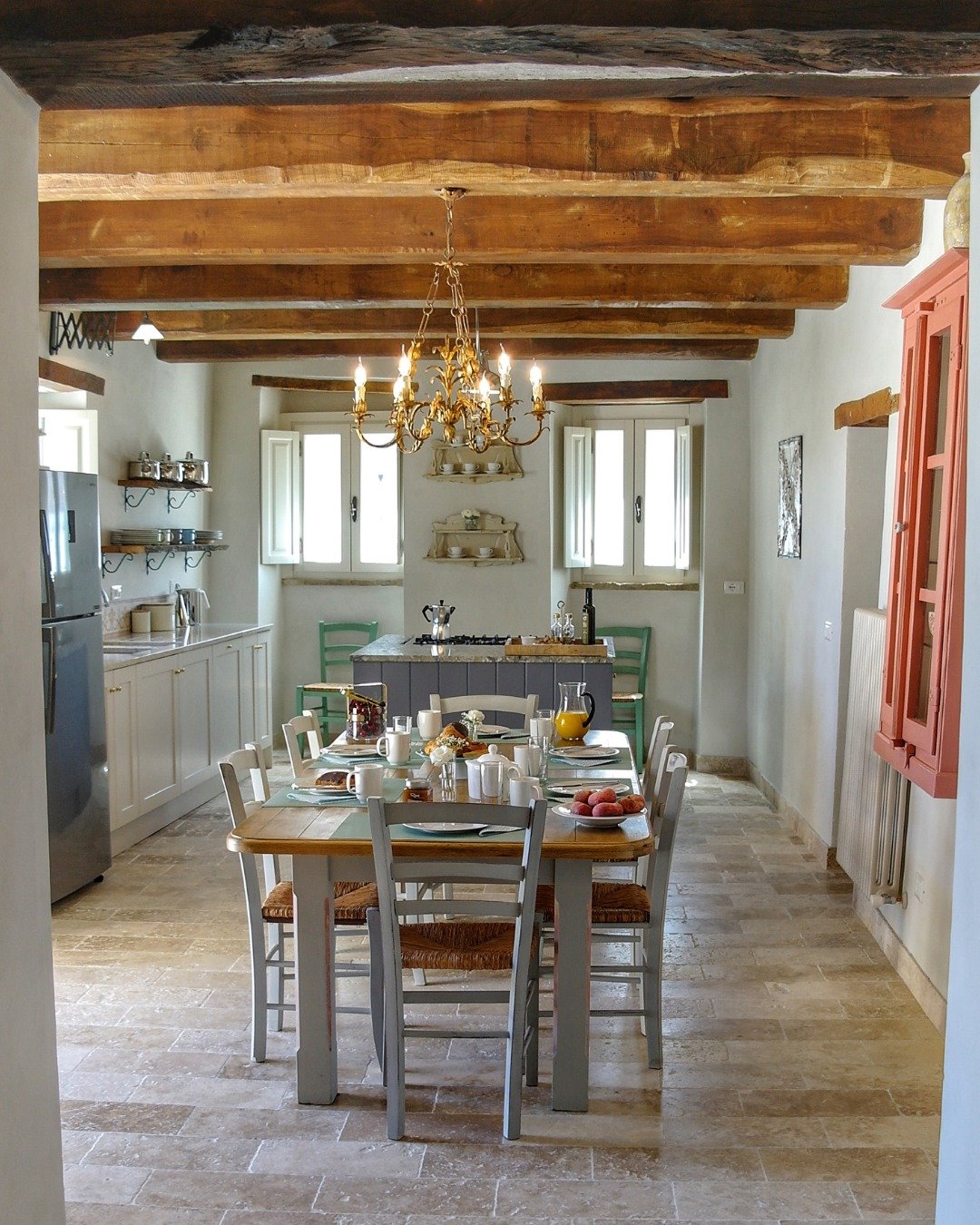 Tucked away in the peaceful village of Patrignone, Il Riposo is a beautifully restored three-storey home designed for luxurious Italian living ✨

We especially love its private walled garden and tranquil pool area below: it&rsquo;s the perfect oasis 