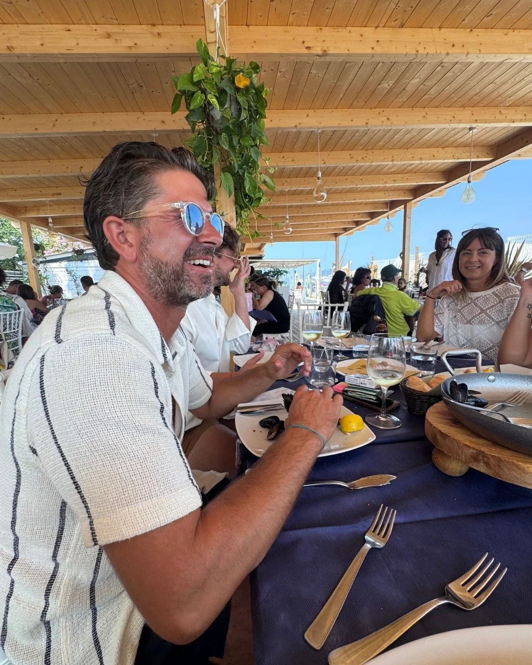 Oh, how life feels when you live in Italy ✨

#ladolcevita #italy #loveitaly #eurosummer #thegoodlife