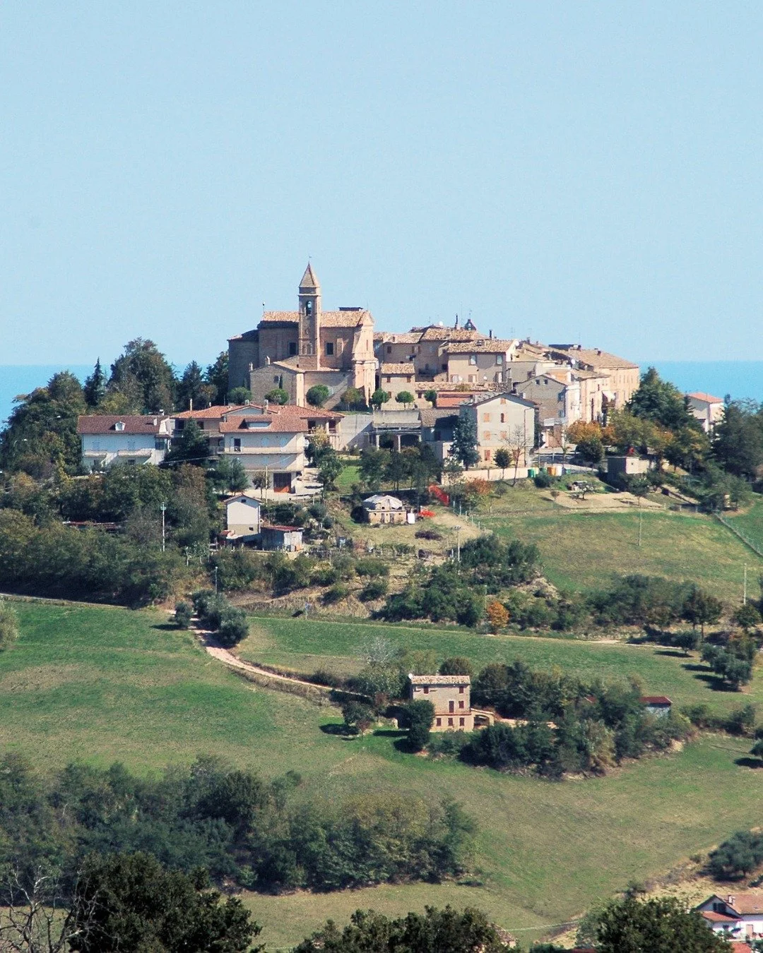 Le Marche: a home for all the seasons 🍃

Owning a fractional ownership property gives you the rare opportunity to truly become part of a community, to feel like a local and to create memories in a place that really feels like a home away from home.
