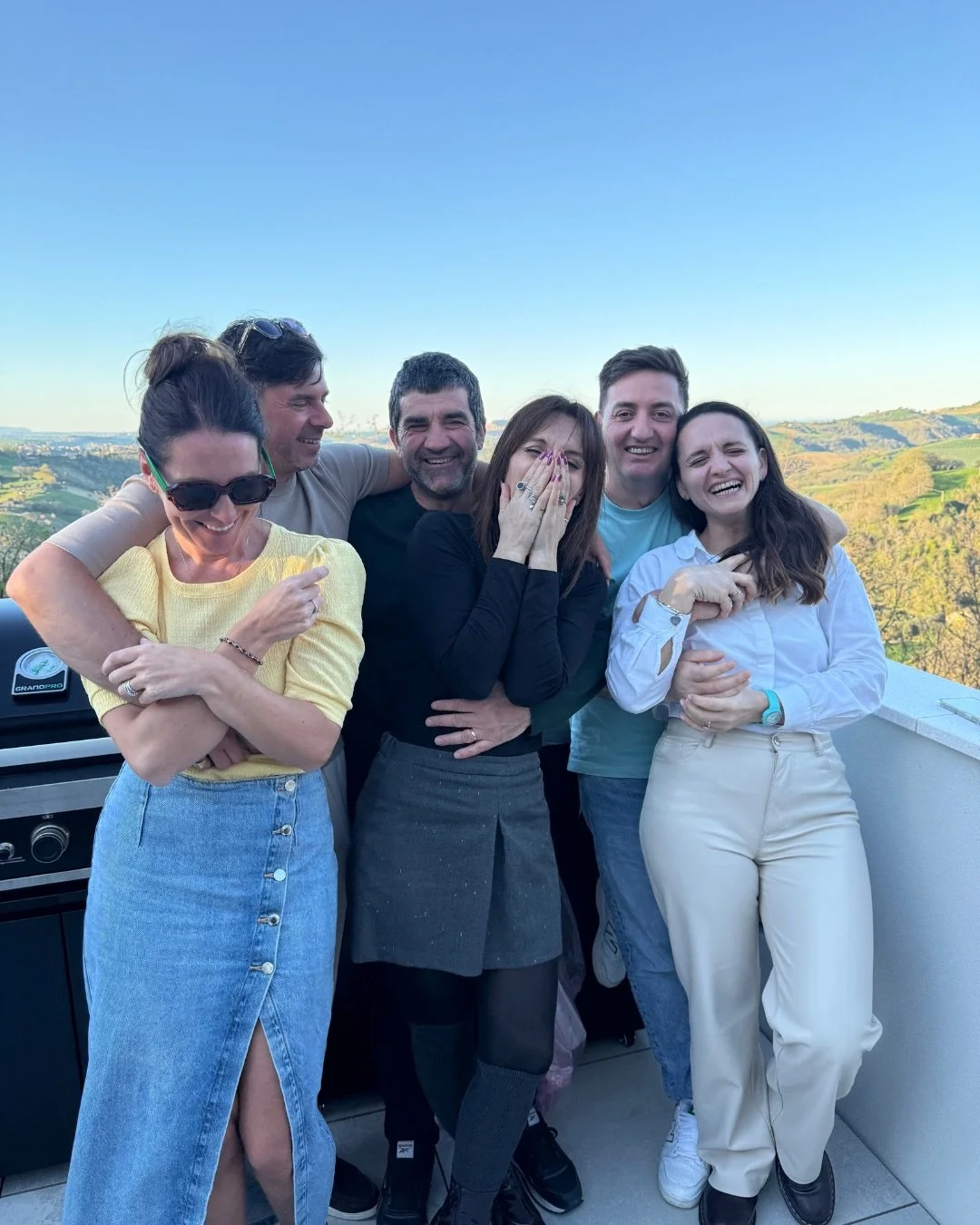 It&rsquo;s always lovely to spend time with loved ones. 

But when that time is spent in 25-degree sunshine, with an abundance of red wine and uninterrupted views across the Italian countryside... Well, that just makes it all the more special 😉

#le