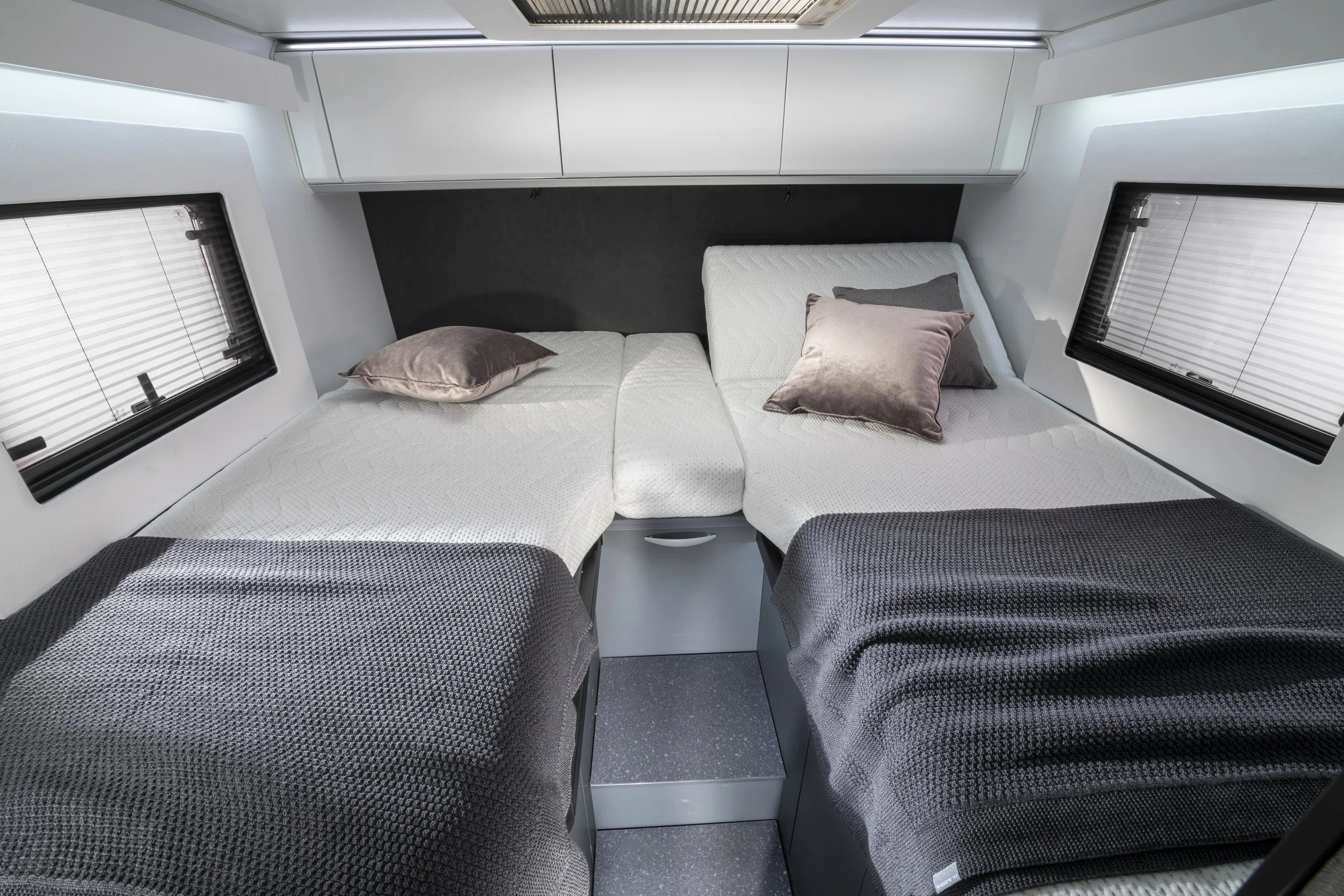 5223-compact-max-sl-bed-separate-jm85523.jpg
