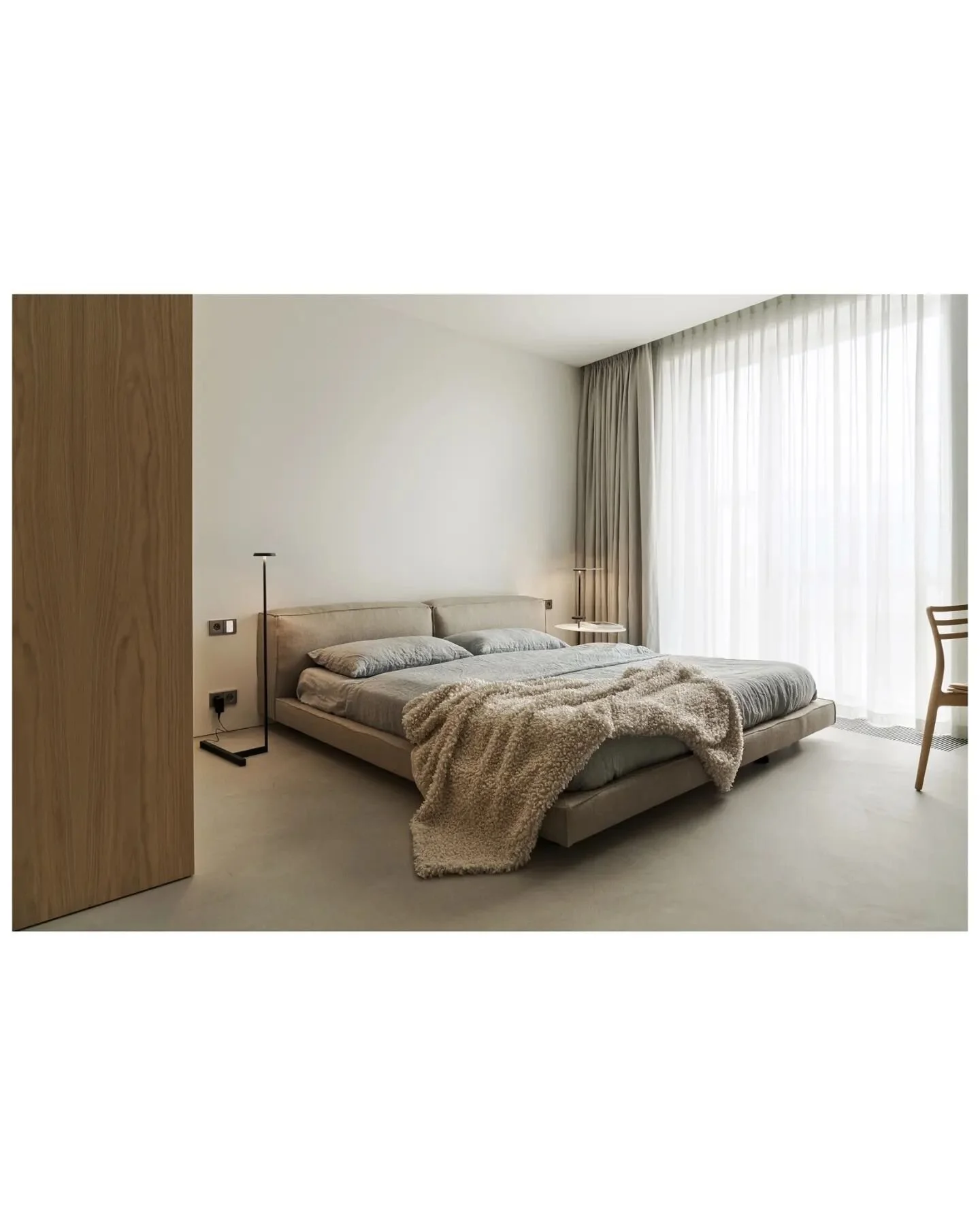 Photo shoot for @interno_izagajewska
.
.
.
.
.
.
.
.
.
.
.
.
.
.
.
#architecture #architecturephotography #modernluxury #modernapartment #interiordesign #interiorphotography #interiordesignphotography #archi
#interiorismo #architektura #photoinspira