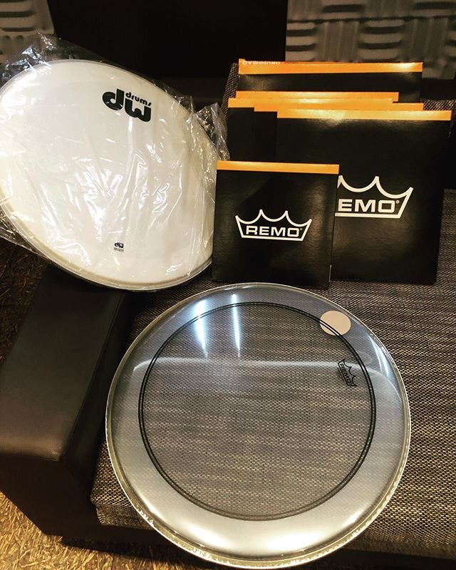 Ready for the next @ebi tour 2020
Thx @gewadrums @remopercussion @dwdrums for the best heads and drums in the World🤩 
Ready for departure 🛫 
First stop Saudi Arabia festival @winterattantora 
#gewadrums #remoheads #dwdrums #instadrummer #drumsforli