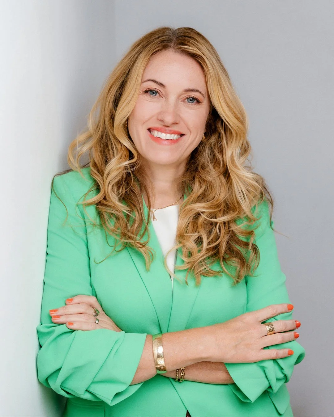 Well, this is exciting&hellip;

Five years on from my last shoot, I finally have a new headshot!

Funny how I&rsquo;m great at art-directing shoots for my clients but much less organised when it comes to my own. Next on the list: updating the website