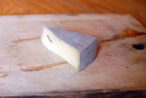 "Sottocenere"  by  ulterior epicure  is licensed under  CC BY-NC-ND 2.0