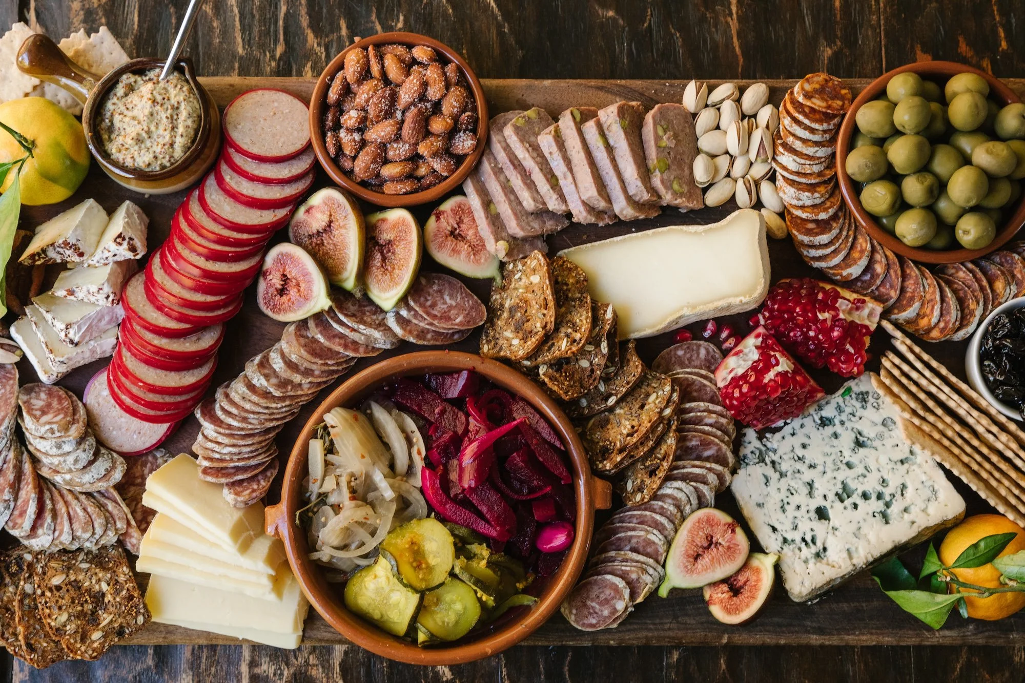7 Top Charcuterie and Cheese Pairing Examples From Experts