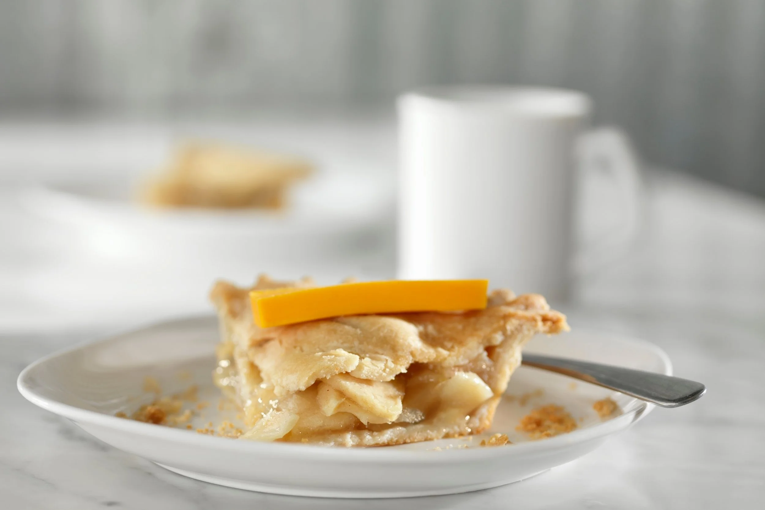 Apple pie with cheese