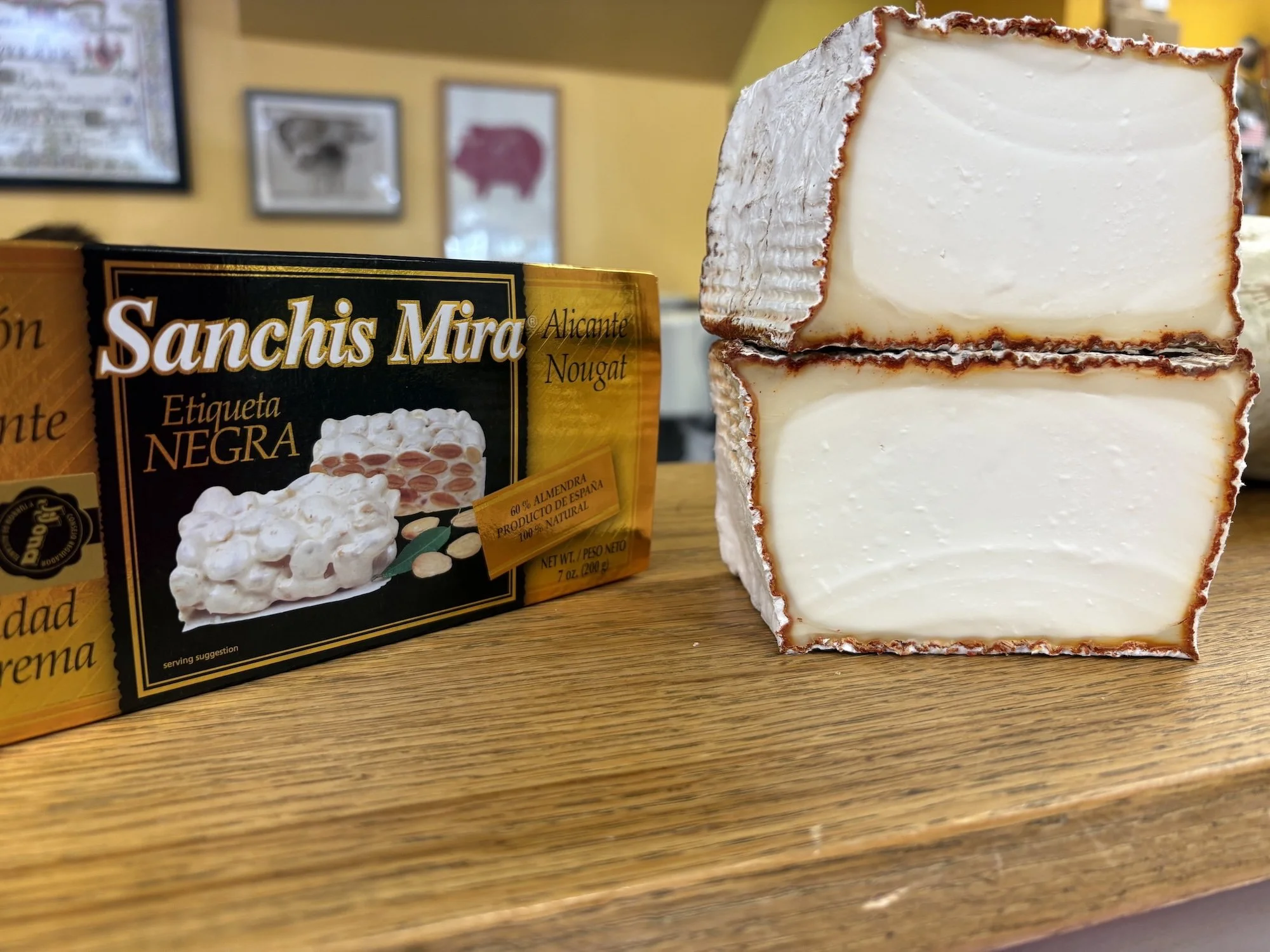 Turrón and Leonora e fuego