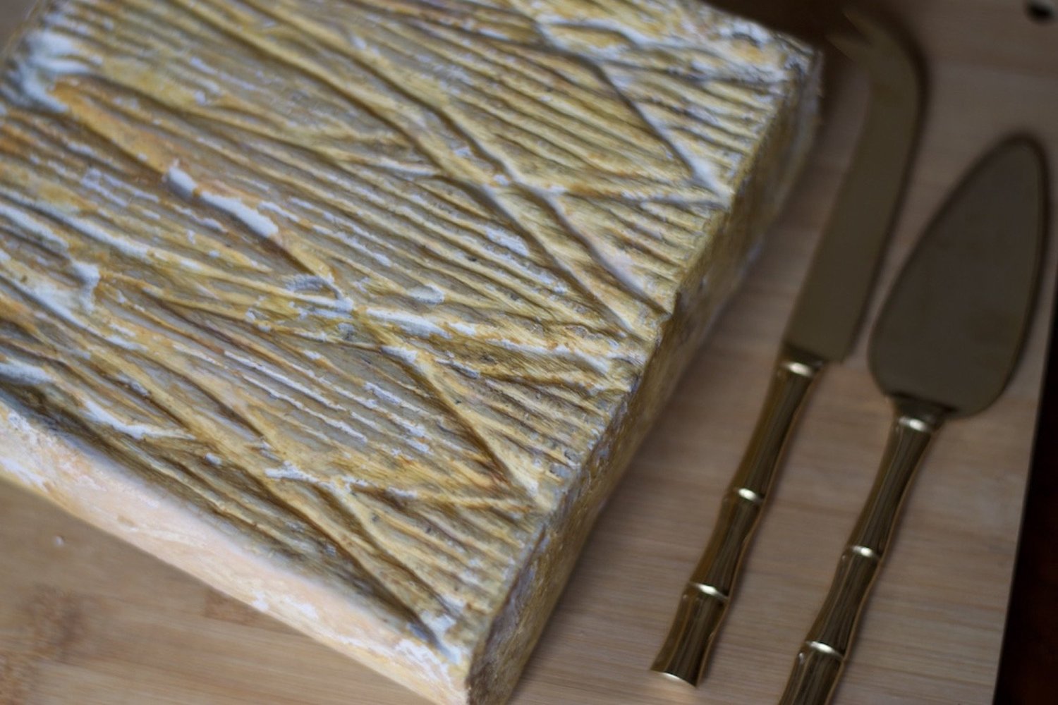 New Cheesemakers at Massachusetts' Round Table Farm The