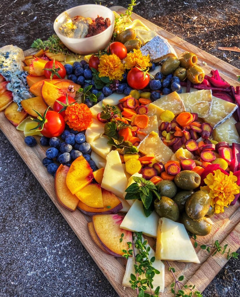 How to Make a Cheese Plate (with step-by-step photos!)