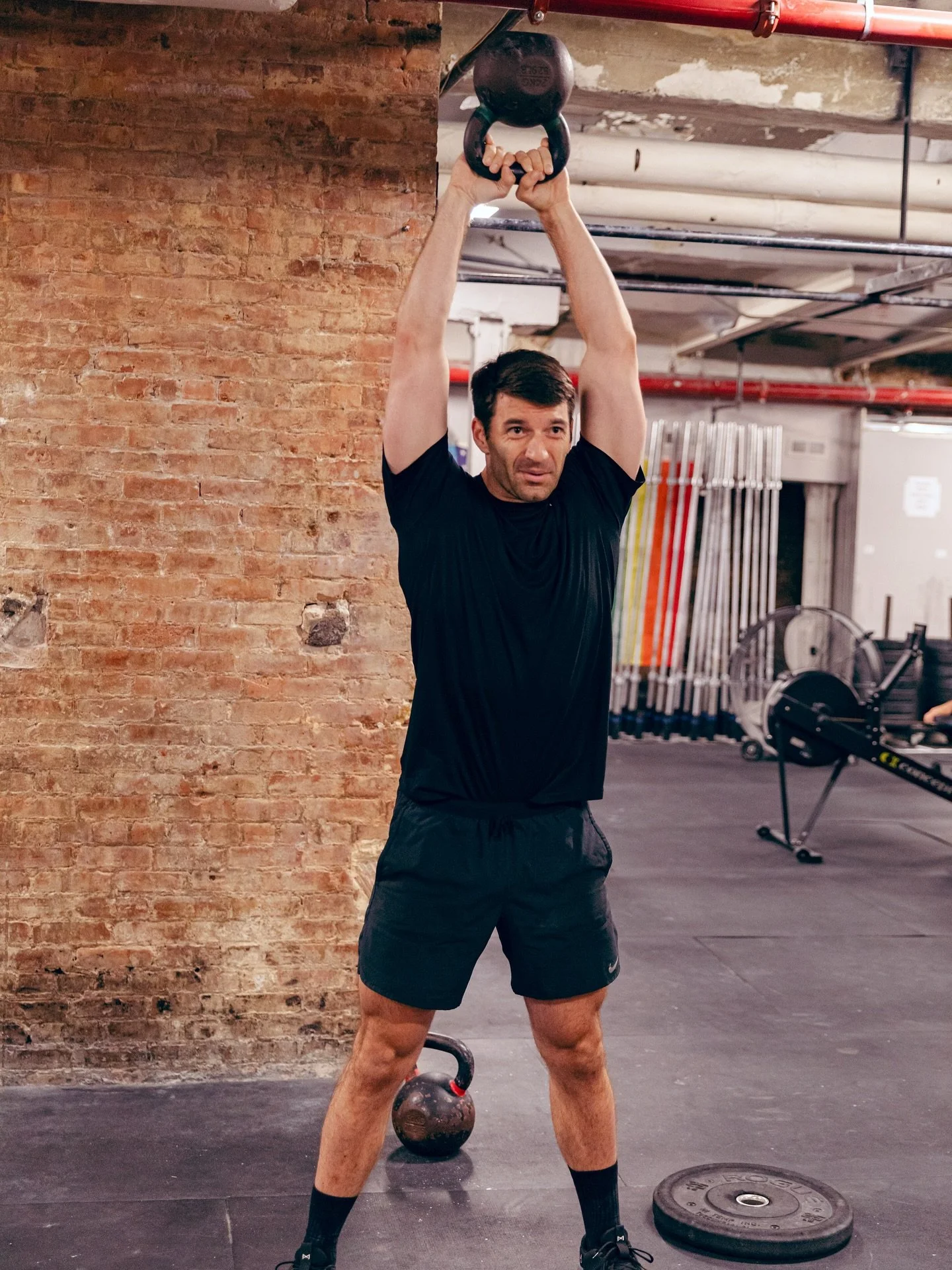 ⚡️WOD Wednesday⚡️

A) Power snatch + Hang snatch
8 x 1+2, go every 90-seconds

B) 20-minute EMOM (45 on/15 off)
1) Cal Row
2) Wall walk
3) Cal bike
4) KB swing @ 53/35
5) Rest

📓 @atrain4240 
📸 @marcig_