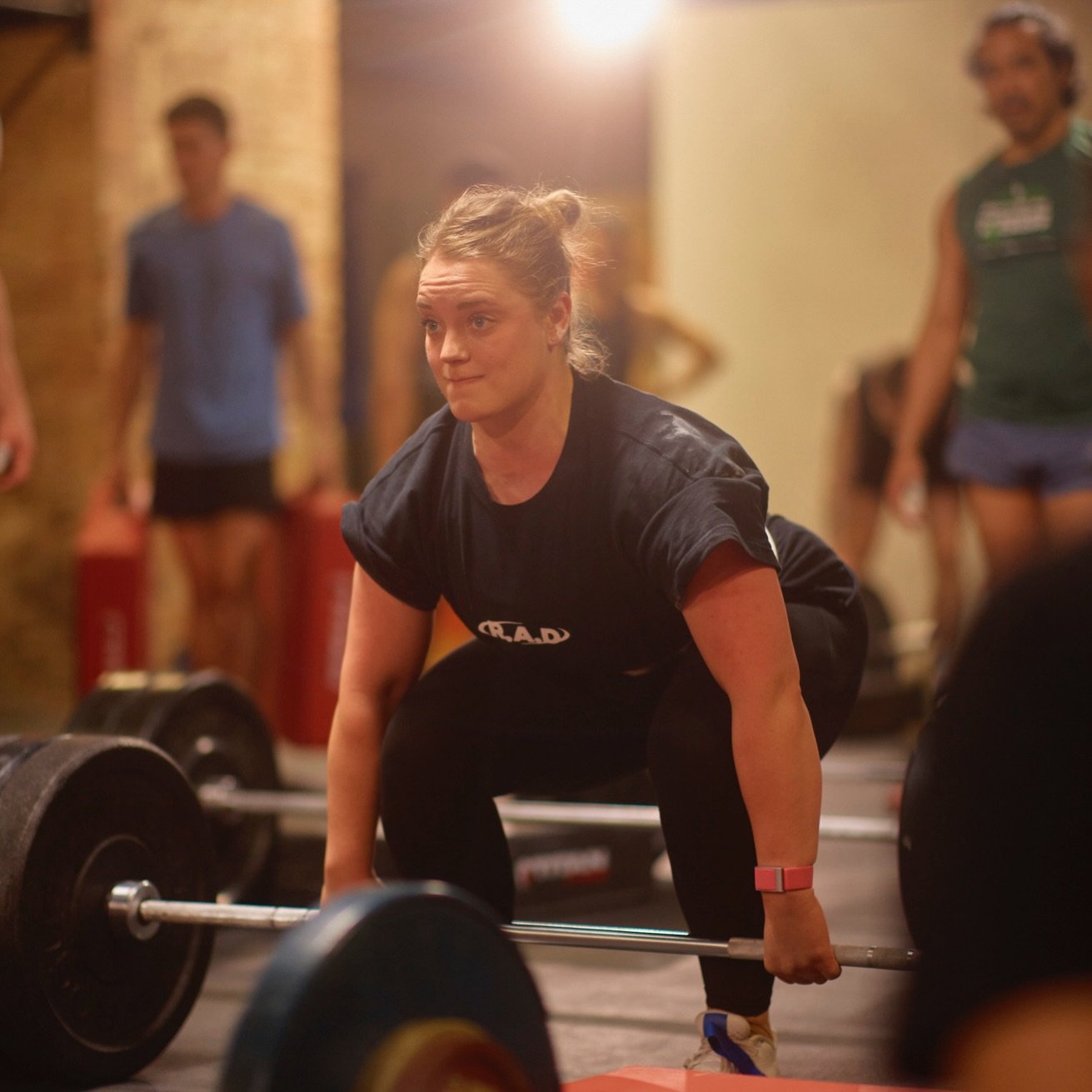 Happy birthday to a lady who can lift it all: big weights, our spirits (with those grooves 💃🏼), and our future lifters! Happy birthday Coach Taylor! 

📸 @nickkova