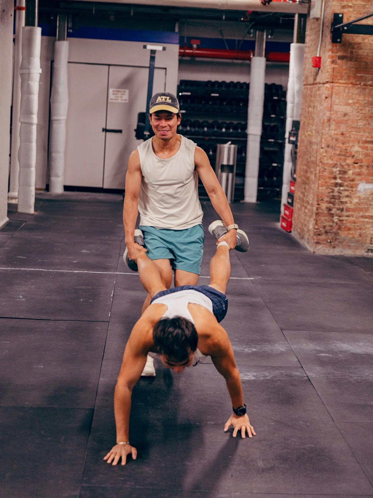 Dragging your gym bestie to the workout with you like 😆

Are you the one dragging or the one being dragged?

📸 @marcig_