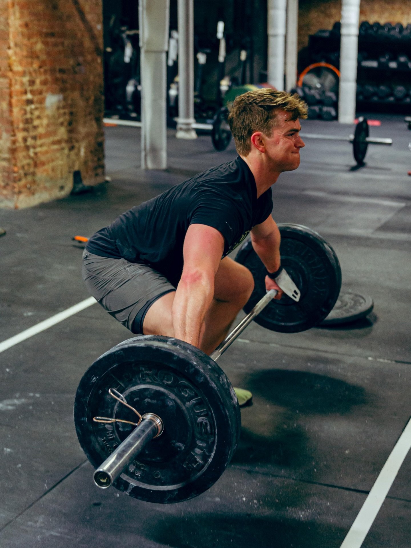 ⚡️WOD Wednesday⚡️

A) Hang snatch + Snatch + OHS
6 x 1+1+1, go every 2m
Complex must be UB

B) Every 3-minutes for 12-minutes
36 Double unders
12 Power snatch @ 75/55
36 Double unders
12 Hang power clean and jerk @ 75/55

📓 @atrain4240 
📸 @marcig_