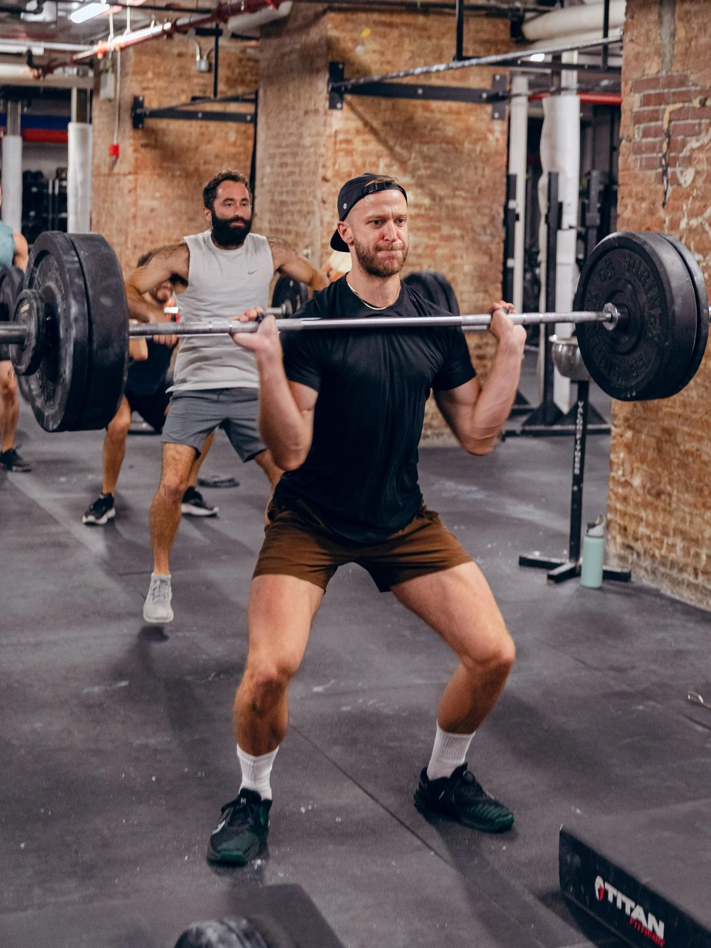 ⚡️WOD Wednesday⚡️

A) Hang power clean + Hang squat clean
2 x 3+2
2 x 2+2
2 x 1+2
Go every 2m

B) For time
50 Wall ball
10 Burpee box jump over
30 Toes to bar
10 Burpee box jump over
15 Bar muscle up
10 Burpee box jump over
30 Toes to bar
10 Burpee b