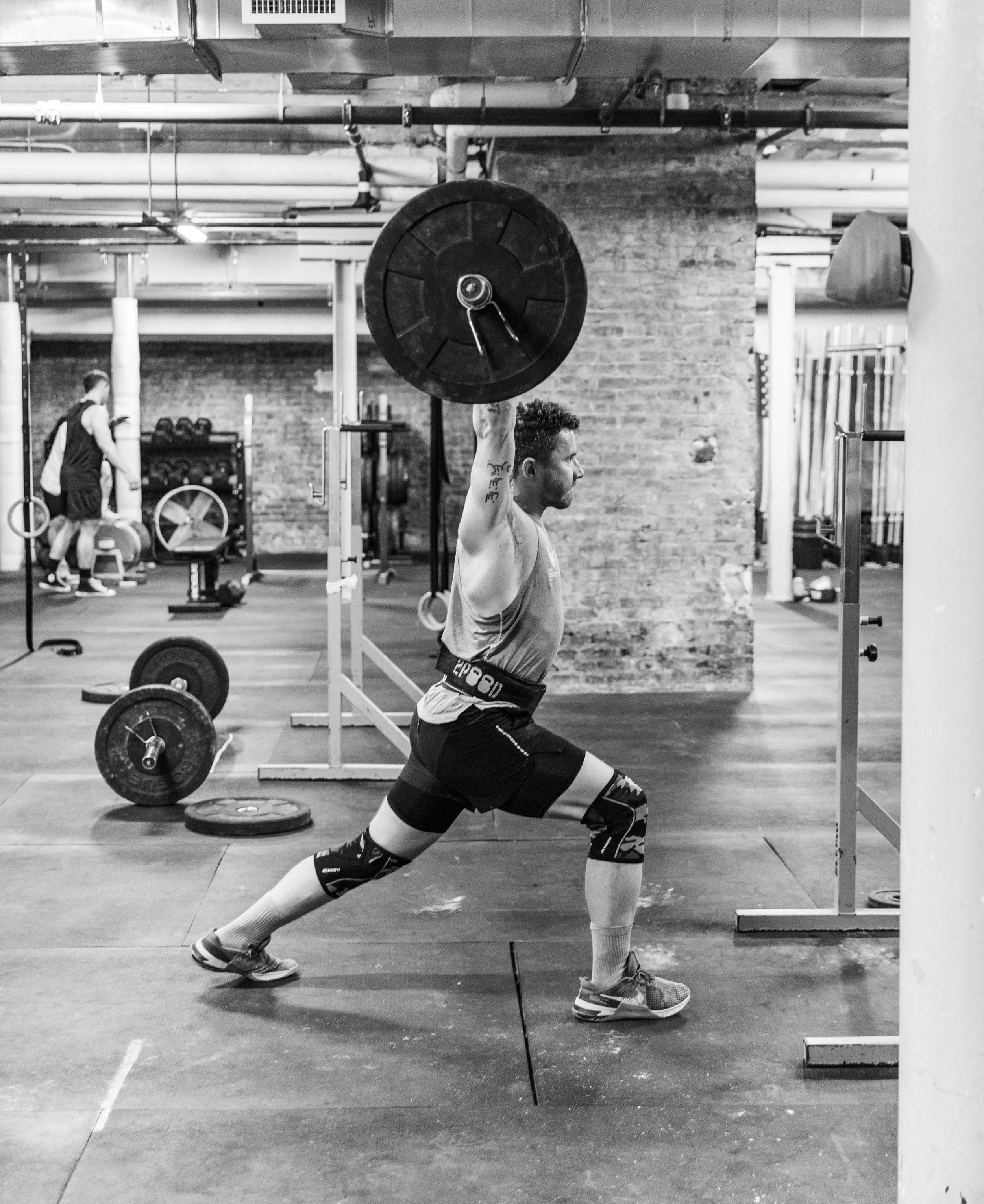 Been a while since we&rsquo;ve done a 💥Barbell Club Thursday💥

A | muscle snatch
3x3 &mdash; focus on quality start position and fast turn over

B | snatch 
10min EMOM
M1-M4: 70%
M5-M8: 75%
M9-M10: 75%+

C | power clean + clean + split jerk
3x(1+1+