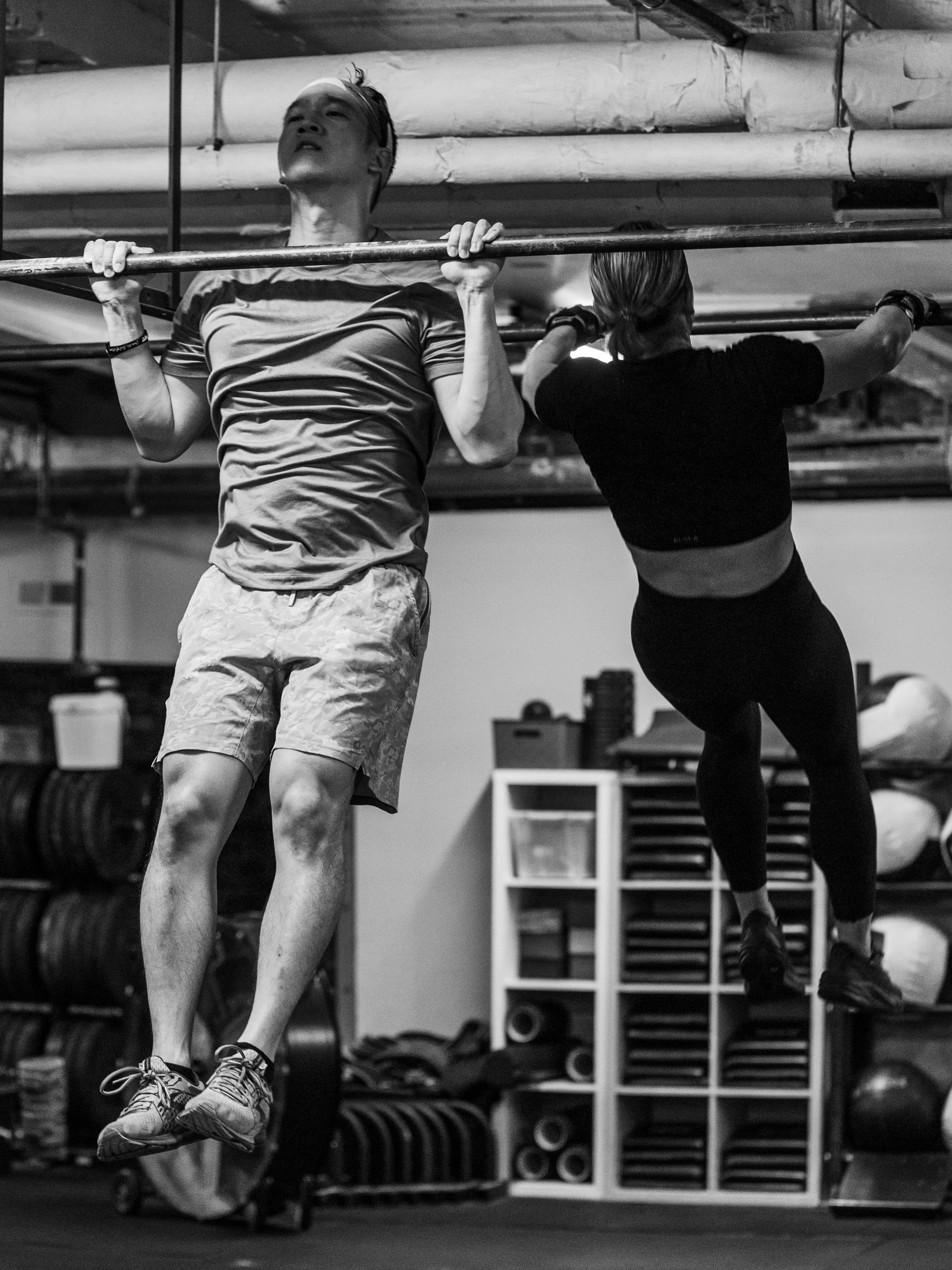 ⚡️WOD Wednesday⚡️

A) Segment clean pull + Hang clean + Jerk
8 x 1+1+1, go every 90s

*segment clean pull = 1s pause 1&rdquo; off the floor and ATK

B) 12-minute AMRAP
3 Strict HSPU
5 DB squat @ 2 x 50/35
7 Pull ups

📓 @atrain4240 
📸 @marcig_