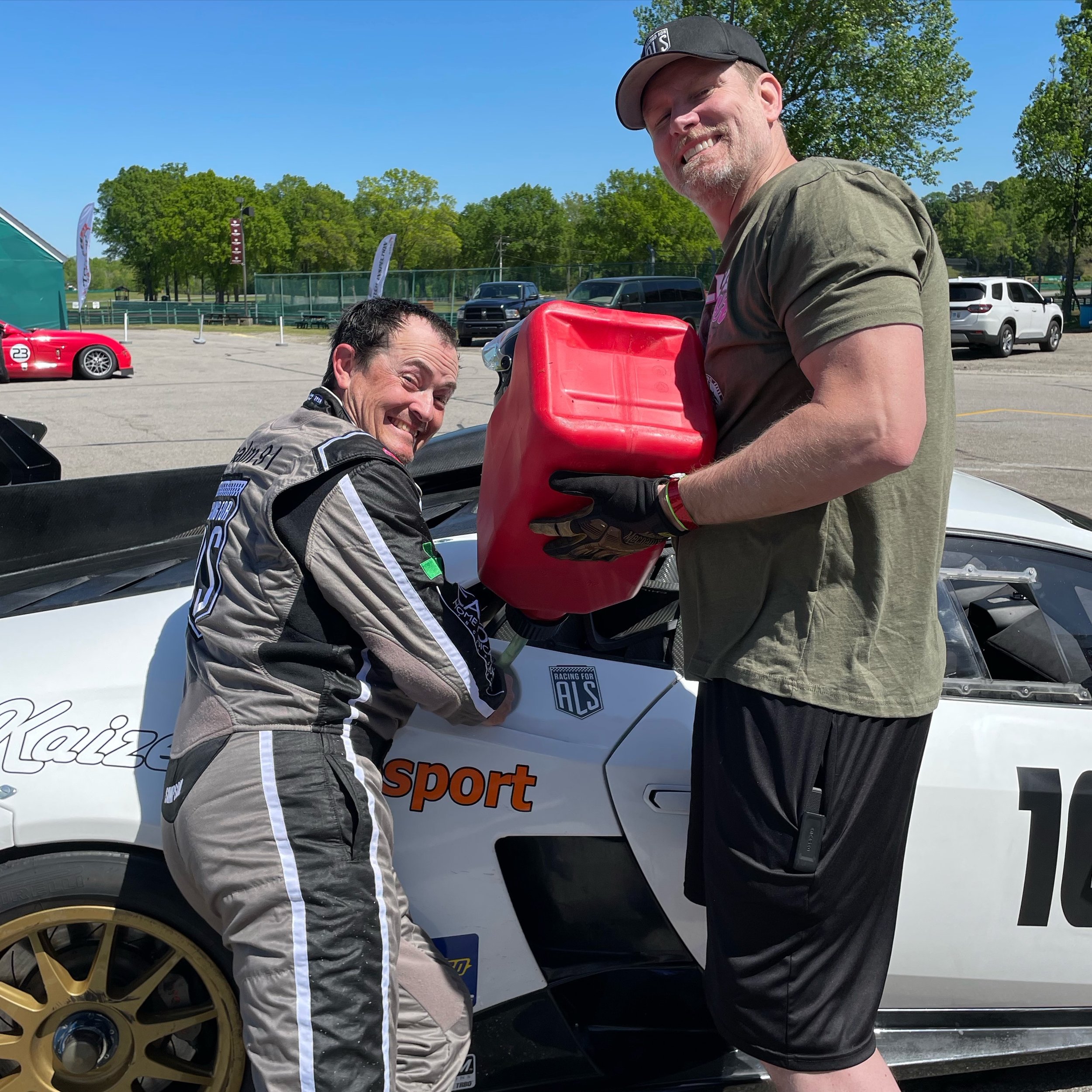 Oh no&hellip;This is perfectly safe! 😂  Jason and Scott are always into something!! 
&hellip;
Pic from Shelly&rsquo;s Race at @virnow put on by @track_advantage and @jax.racing_j.barakat 
&hellip;
#pitroad #shenanigans #friends #racing #racelife #la