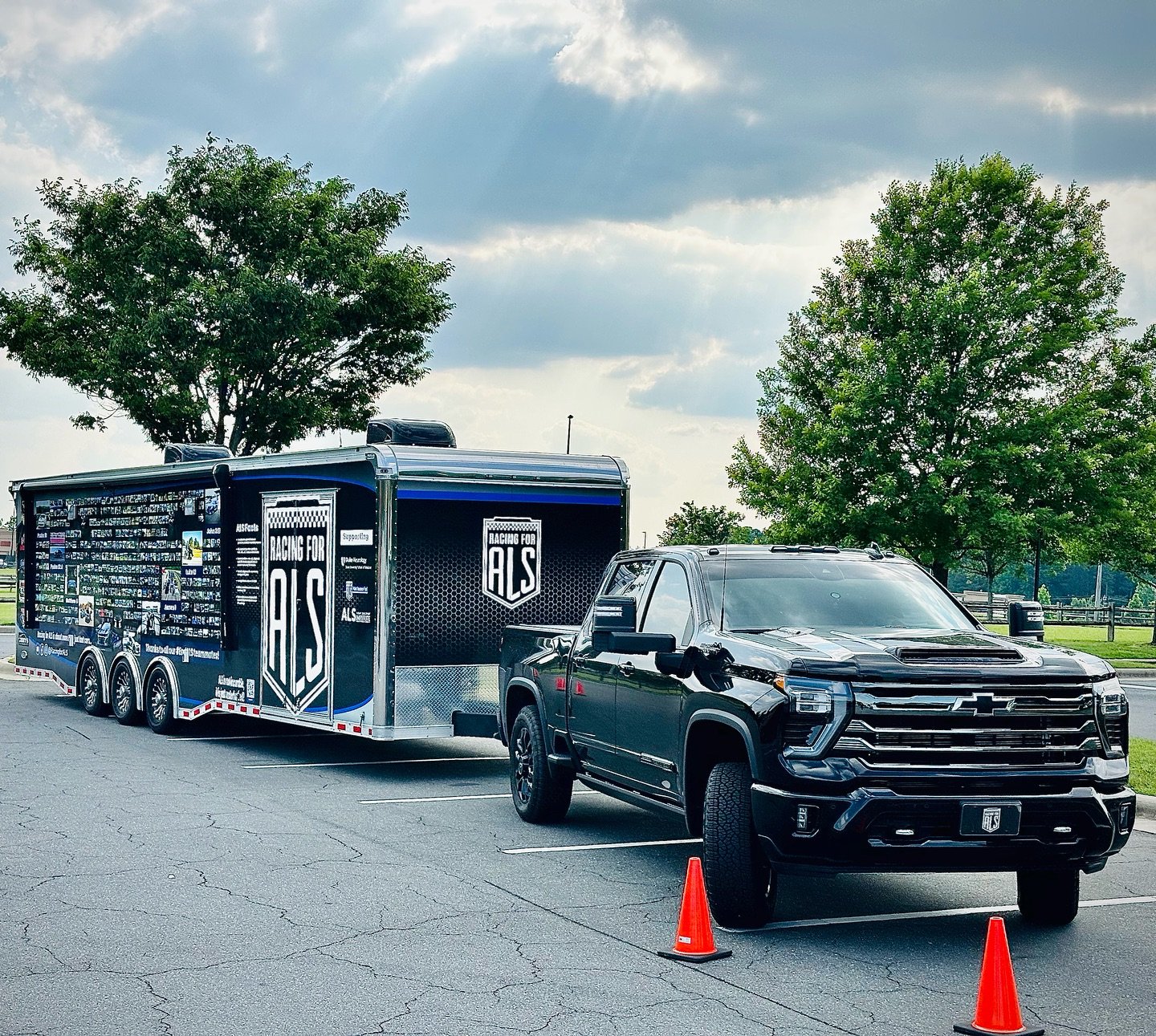 Our new hauler truck #bettywhite after leaving @redeyedesigns305 last week for your #frontendfriday enjoyment!  This song was one on my brother&rsquo;s favs back in the day, and I feel is appropriate theme music for Betty!! 

#chevysilverado #chevy #
