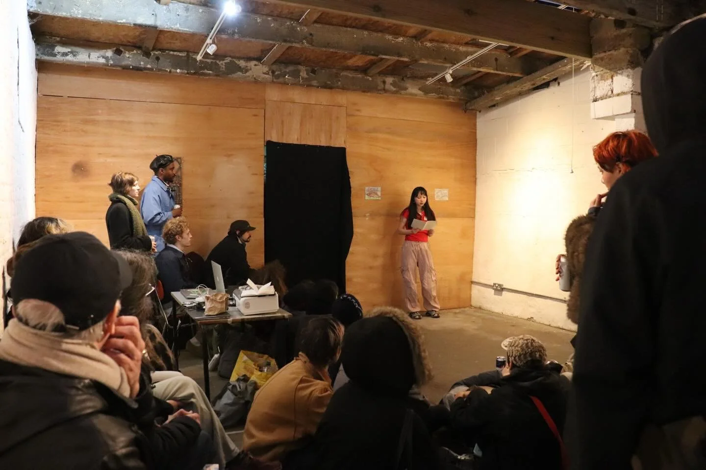 28.3.26 So grateful to have read my piece &lsquo;What do you do when you see too much?&rsquo; at @h.artslane gallery hosted by @janefoolewhereugoing , thank you for having me &hearts;️

My automatic writing piece was written in response to the phrase