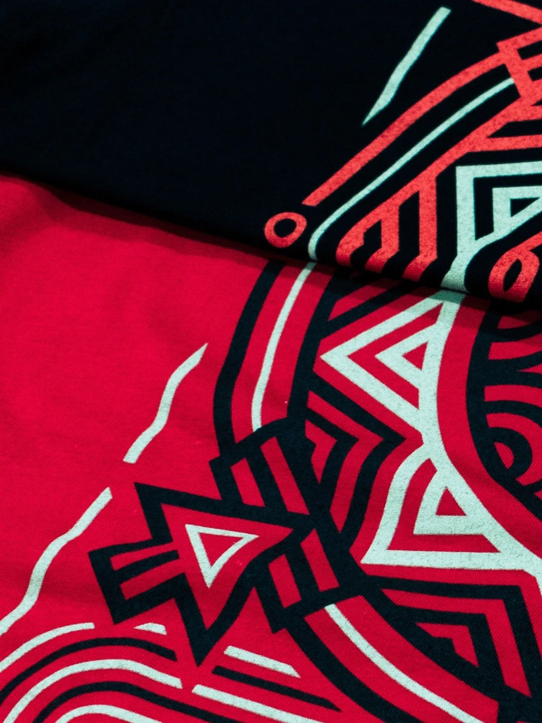 Custom print designed by @mvskokemedia executed by yours truly.
...
#makebettermerchbuildbetterbrands