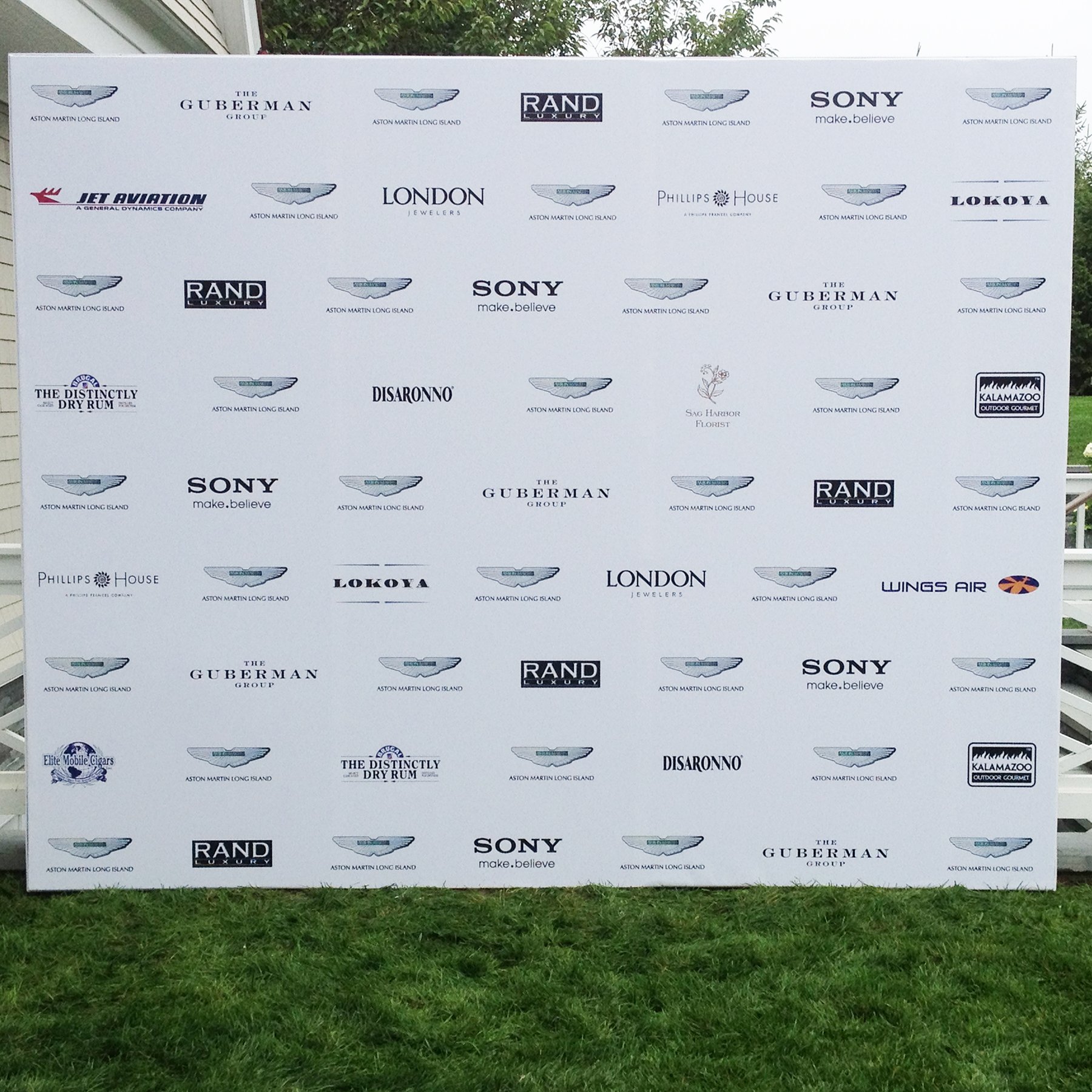 Step and Repeat Wall.jpeg