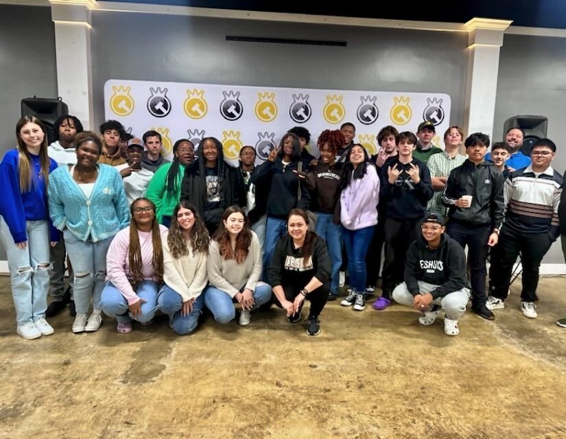 📢 Shout out to the mission team from @cfcaeaglepride for joining @citytakers in Atlanta for a week of service!📢

#LoveACity #DrawACity #BuildACity #InnerCityMissionTrip