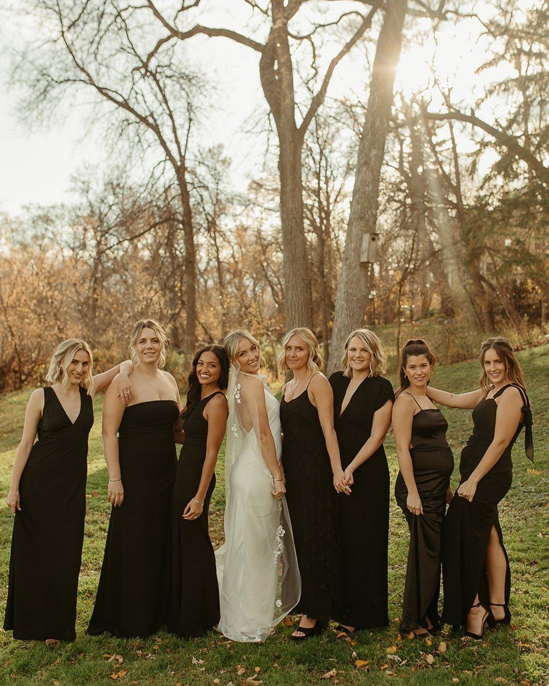 There's just something so timeless and elegant about an all black wedding party look! 🖤

Florist: @beyond_flowers
Photo: @camryn.elizabeth.photo

#weddingdetails #weddingplanner #winnipegweddings #winnipegweddingplanner #weddingdress #modernweddings