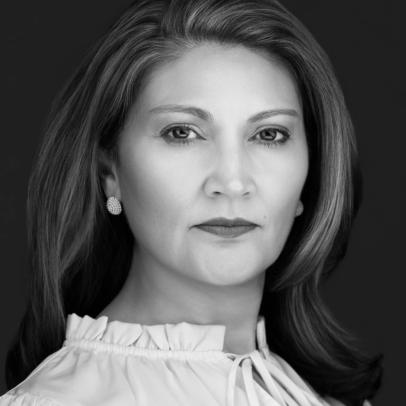 When your image catches up to your presence.

Over time, experience changes how we show up &mdash; calmer, clearer, more grounded.
Sometimes the image we&rsquo;re using hasn&rsquo;t quite caught up yet.

An updated headshot isn&rsquo;t about reinvent