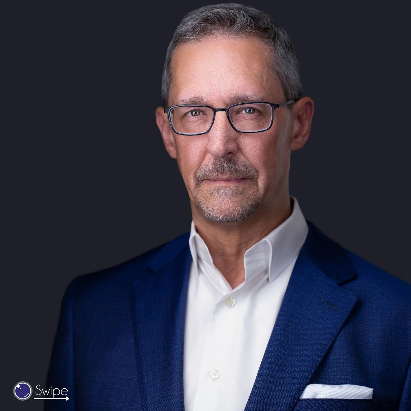 Your role can change before your professional image does.

A headshot from several years ago may still be a great photograph.

But when your responsibilities, audience, and visibility change, the way you are represented may need to evolve too.

The g