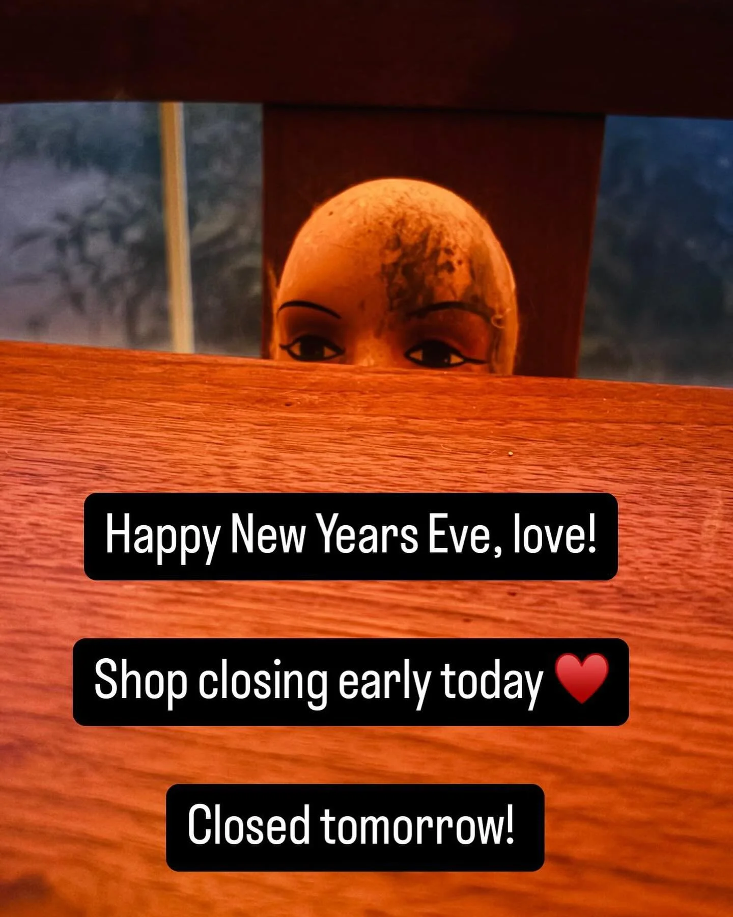 I hope everyone has a lovely New Year&rsquo;s Eve! I hope you get to laugh and feel loved. &hearts;️
If you are glamming up and going out or going slow and staying in, I hope it is a really nice last night of 2025.