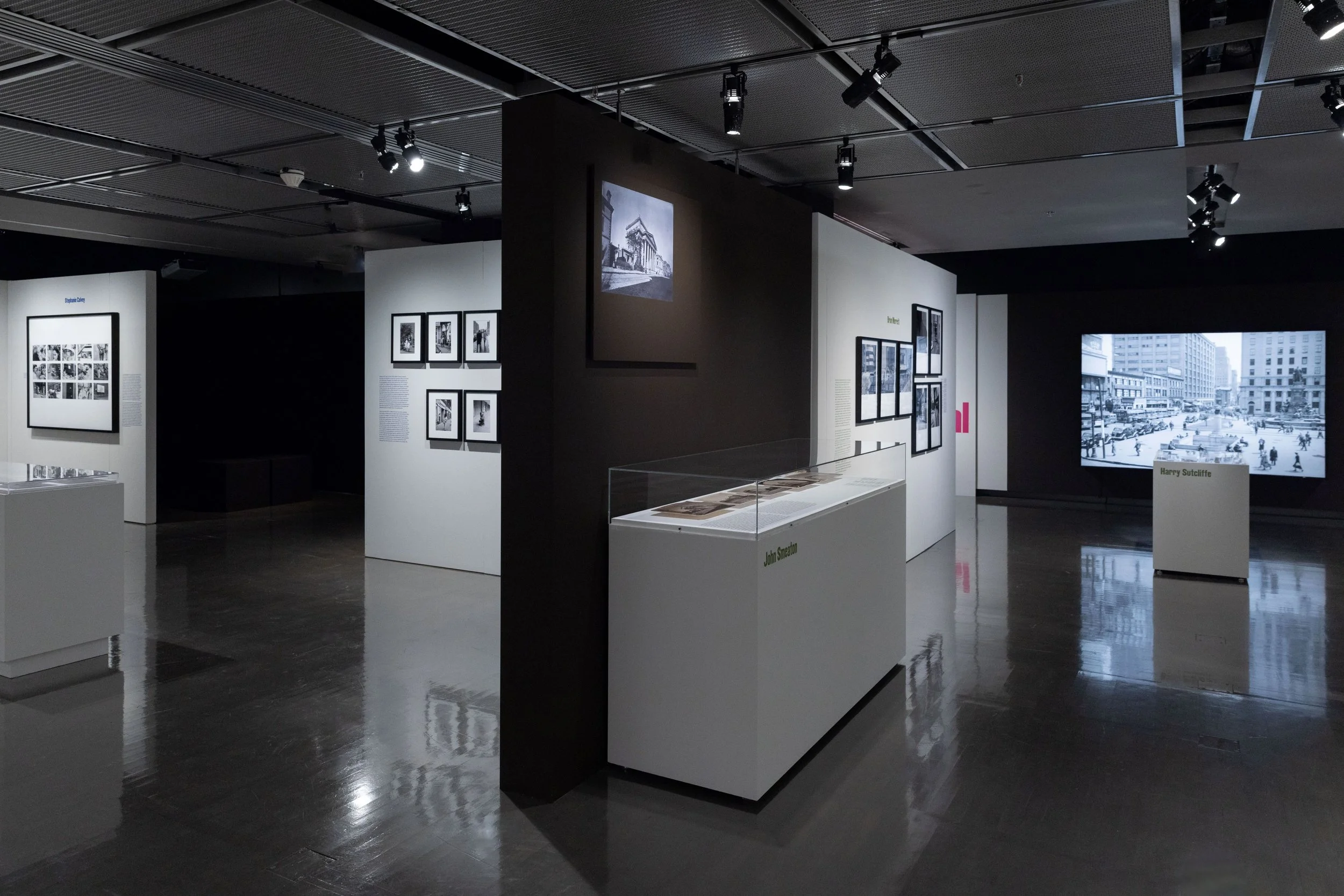 battre le pavé_19_20250414-P1_RA_red.jpg