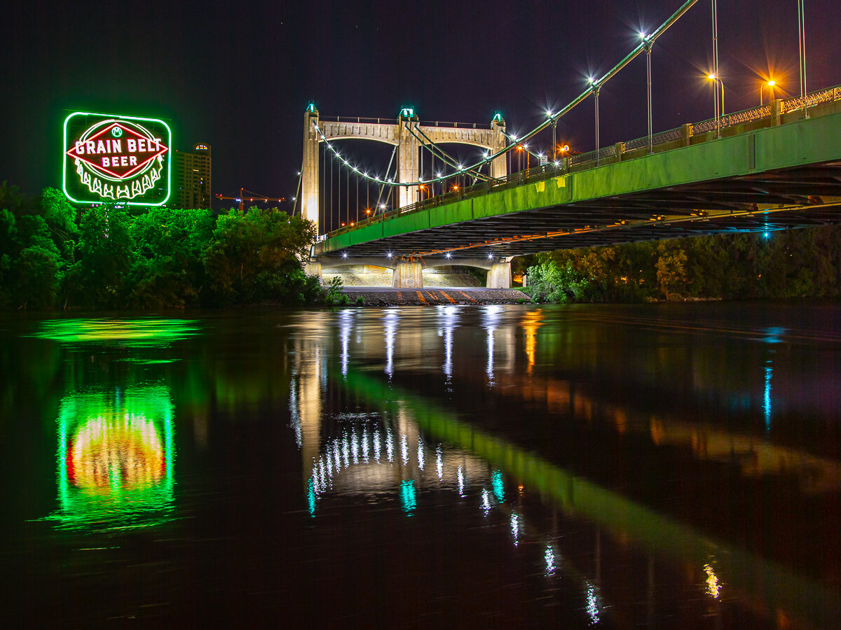 prod-light-up-the-night-hennepin-ave-bridge-g-b-detail.jpg