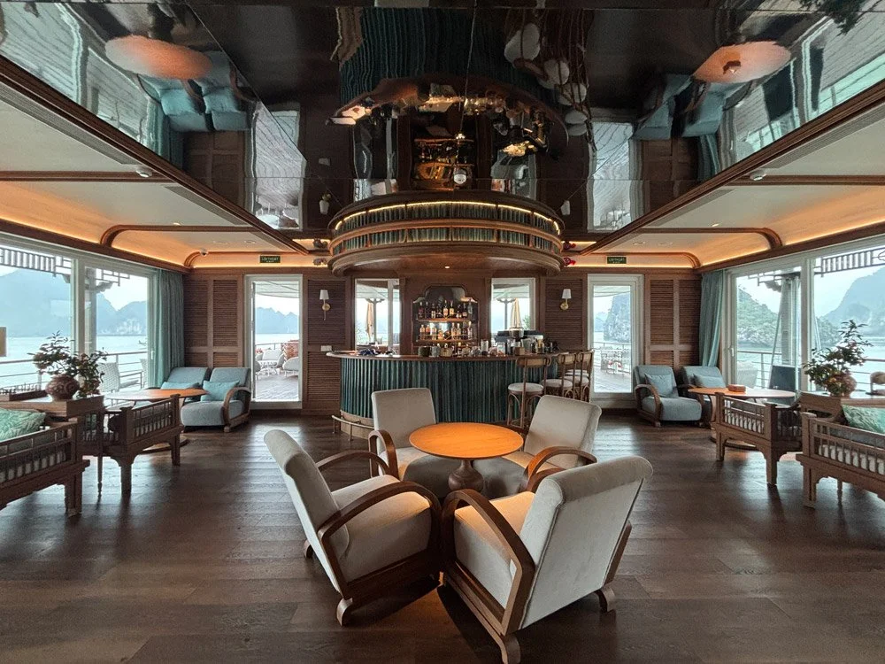 Ha Long Bay Travel Guide Cruise Interior