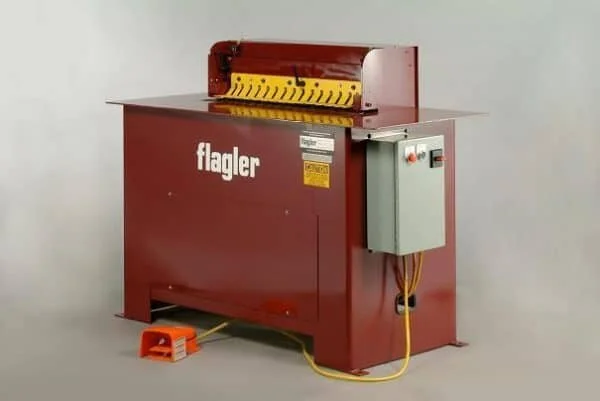 Flagler Electric Cleatfolder Machine is designed for speed! With a cycle time of 2 ¼ seconds, it’s perfect for folding cleat edges of 1/2”. Boost your productivity with this Cleatfolder Machine!
