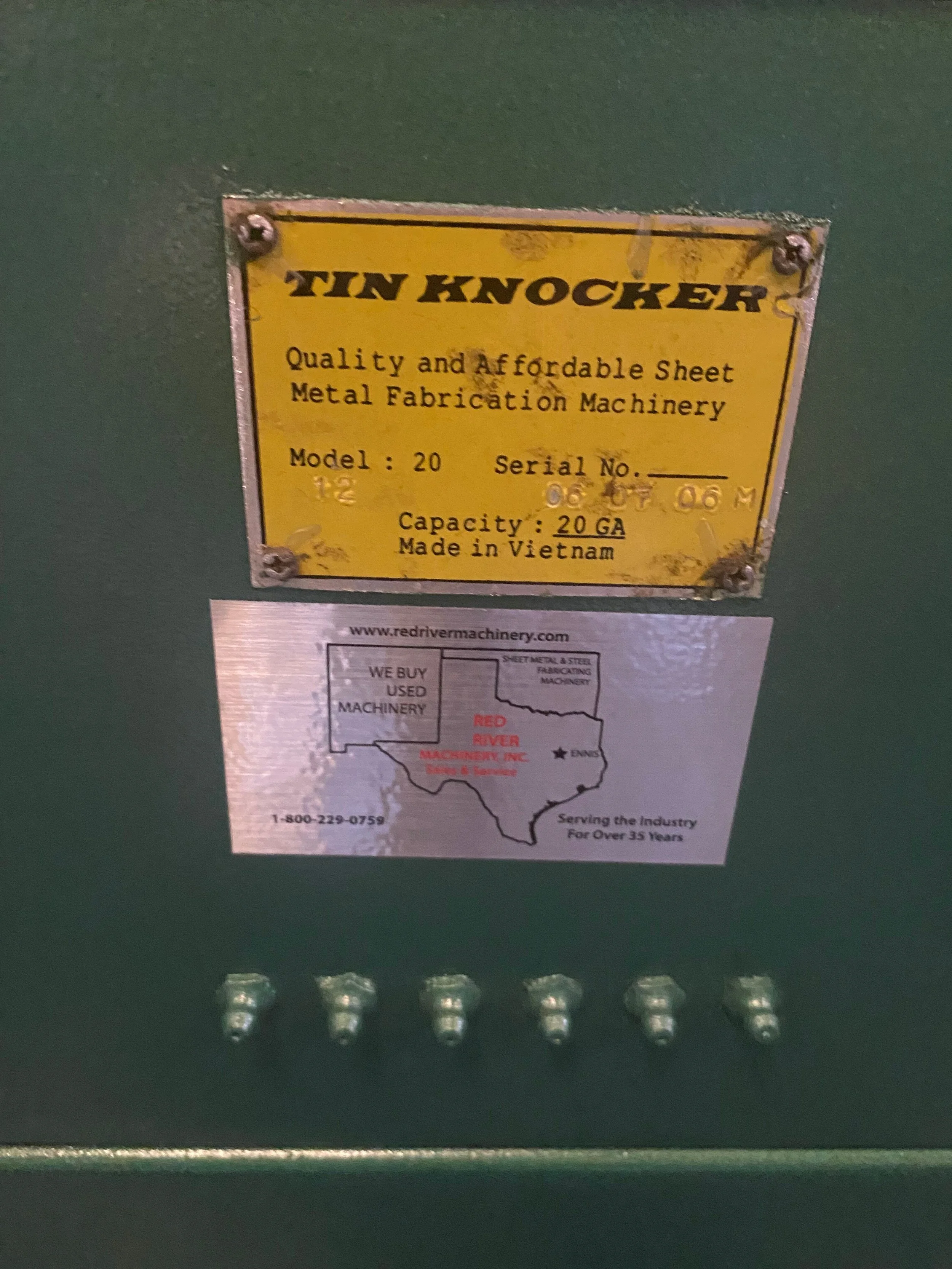 USED TIN KNOCKER 20 GA PITTSBURG MACHINE W/RIGHT ANGLE FLANGE — Red