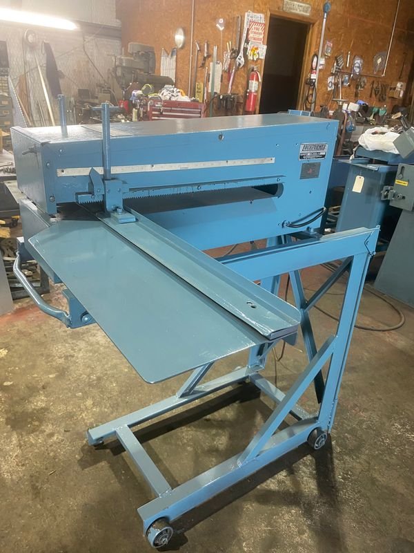 USED LOCKFORMER 16GA SLITTER W/STAND