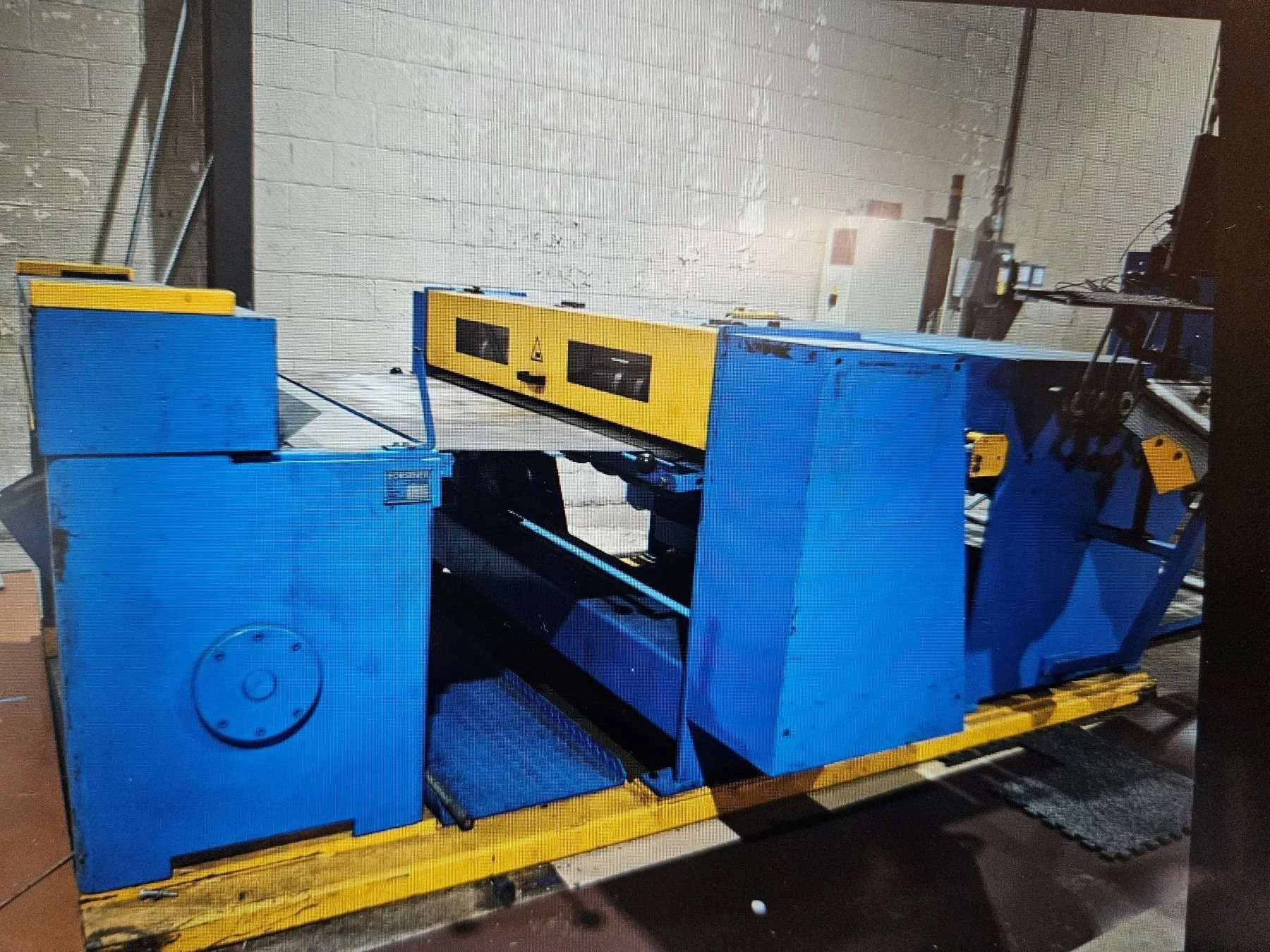 Forstner 16-60 slit-ctl  3.jpg