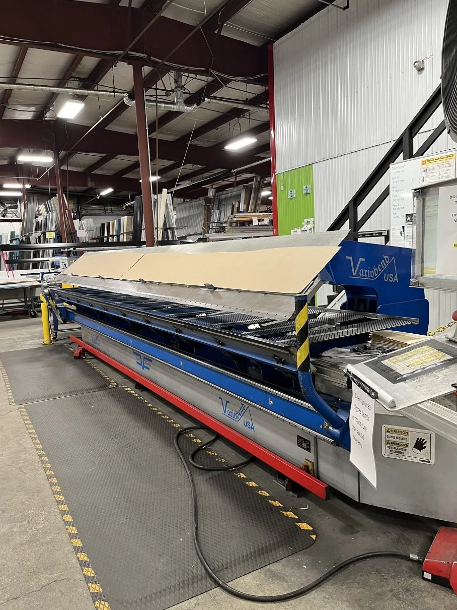 | Condition: USED | Type: CNC FOLDING MACHINE | Manufacturer: VARIOBEND USA | Model: S2180SP  | Year: 2015 |
