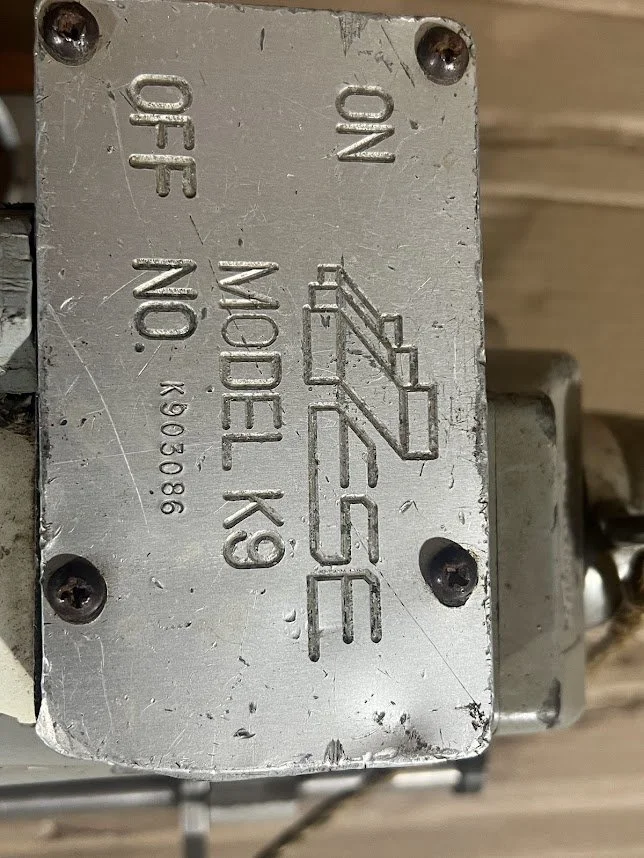 USED K-9 DOUBLE LOCK POWER SEAMER FOR ROOF PANEL MACHINES