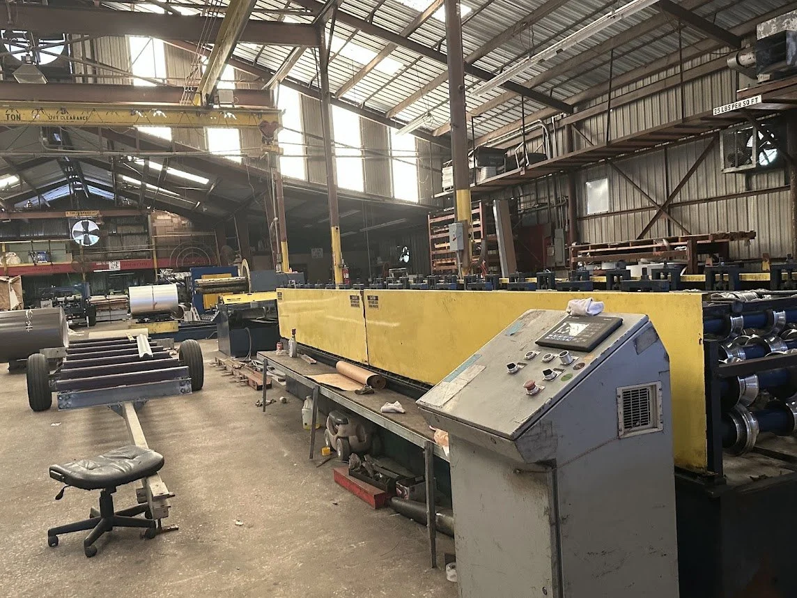 | Condition: USED | Type: ROOF PANEL MACHINE Manufacturer: MRS | Model: DUAL HIGH | Year: 2004 |